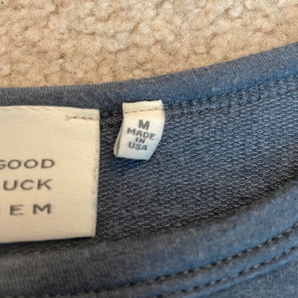 long sleeve t-shirt - Picture 3 of 3